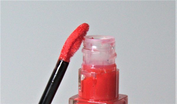 MAYBELLINE VIVID HOT LAQUER SENSATIONAL  - SO HOT (70) - Image 2