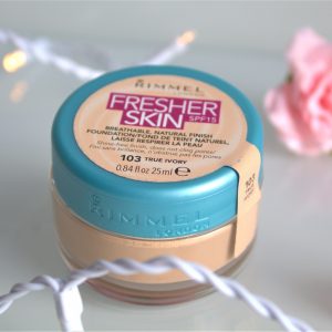 RIMMEL FRESHER SKIN BREATHABLE FINISH  - TRUE IVORY (103)