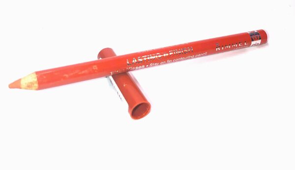 RIMMEL LASTING FINISH 1000 KISSES - SPICE 011