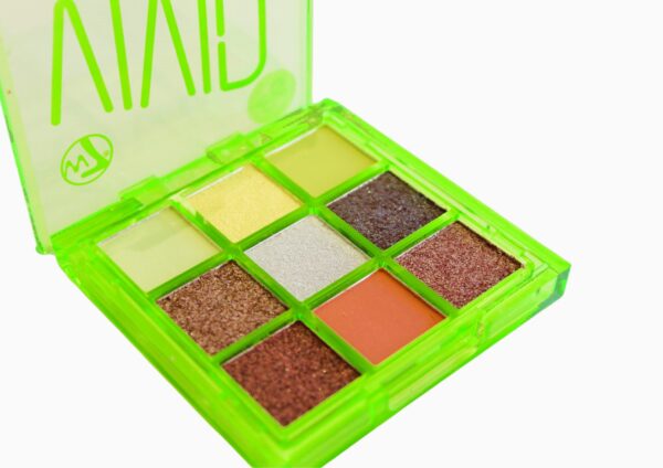 W7 VIVID FLUORESCENT & FABULOUS PIGMENTS -GLOWIN GREEN