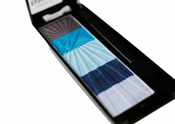 MANHATTAN SUPERNOVA EYESHADOW PALETTE - 01 GALAXY STAR - Image 2