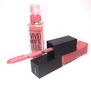 MAYBELLINE VIVID MATTE LIQUID - 05 NUDE FLUSH