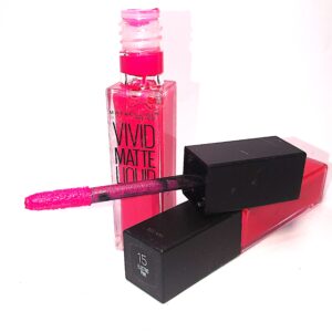 MAYBELLINE VIVID MATTE LIQUID -15 ELECTRIC PINK